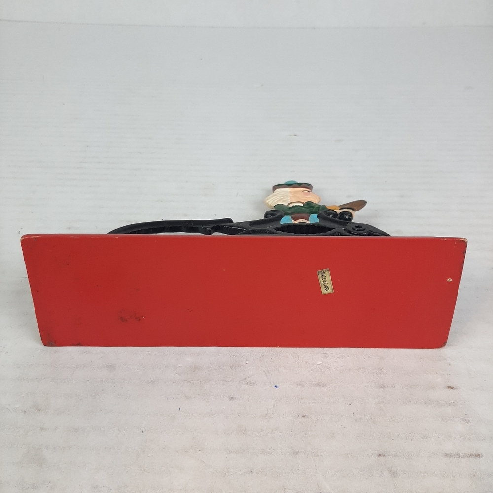 🔥Paul Revere Cast Iron Vintage Nut Cracker Nutcracker Wood Base Doorstop - Picture 5 of 5